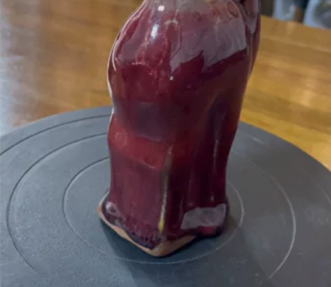 七八十年代钧瓷一厂骆驼笔筒摆件。........