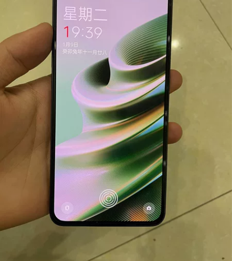 一加ace 8+256g 成色如图，左下角...