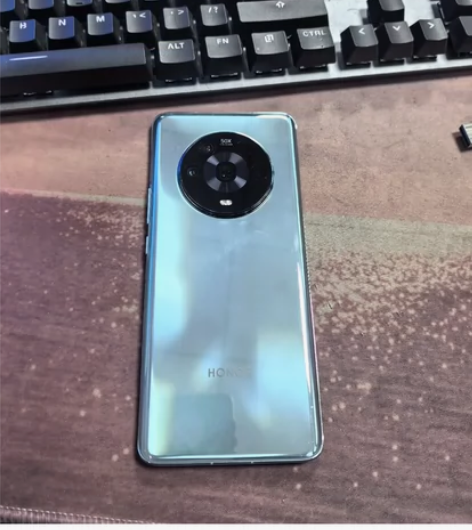 magic4 8+256无磕碰，细微划痕，...