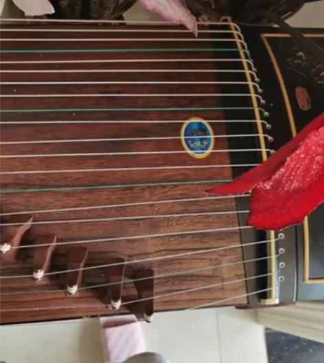 闲置古筝 转让有缘人，由于物件比较大，建议...