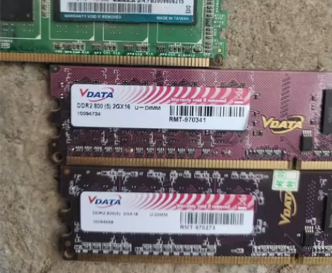 内存卡， 感兴趣的话点“我想要”和我私聊吧～