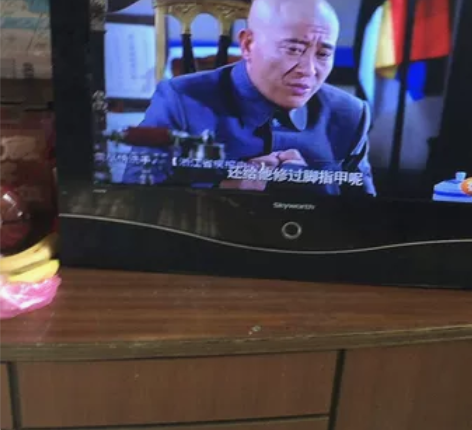 创维32L18HC 32寸液晶电视机，超清...