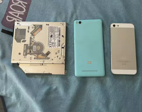 手机两台（苹果5-16g、红米note32...