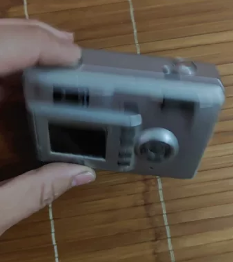 惠普数码相机，型号hp635可以开机但是进...