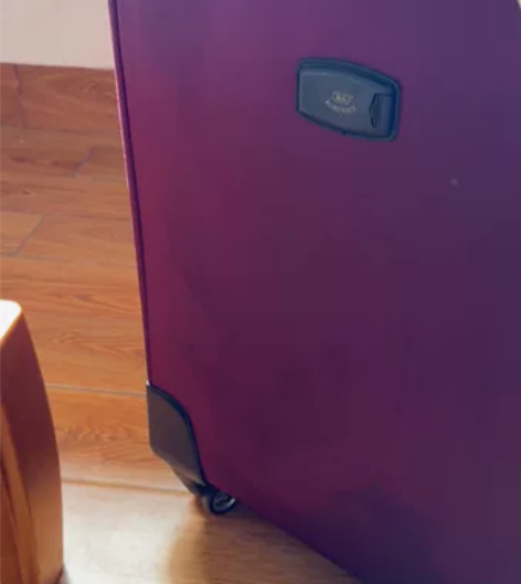 璐璐凯蒂拉杆箱 24寸 24寸 可小刀轻微...