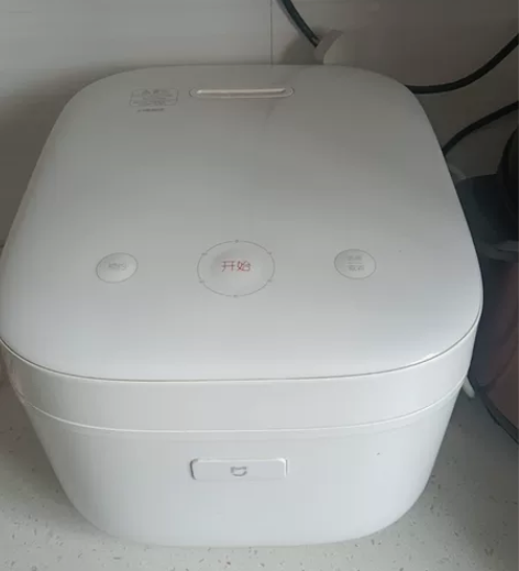 米家  小米电饭煲，闷饭好吃，几乎全新，没...