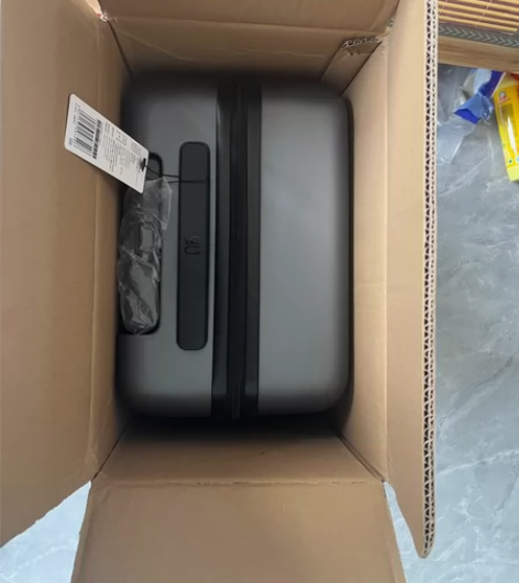 出售全新90分登机箱20寸一个，没有套路，...