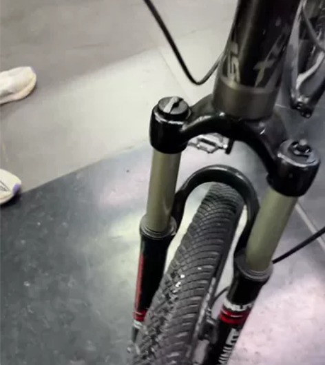 喜德盛组装车，铝合金车架17寸，禧玛诺m8...