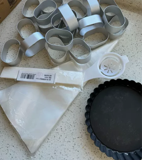 #烘焙模具 烘焙工具菊花盘活底裱花袋三能烘...