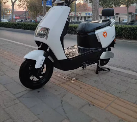 着急卖！便宜出九成新二手电动车。雅迪，爱玛...