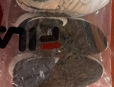 男童NIke耐克费徳勒白色网球鞋，耐克蓝色...