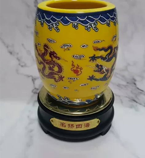 【样品清仓】工艺笔筒摆件 陶瓷旋转笔筒 桌...