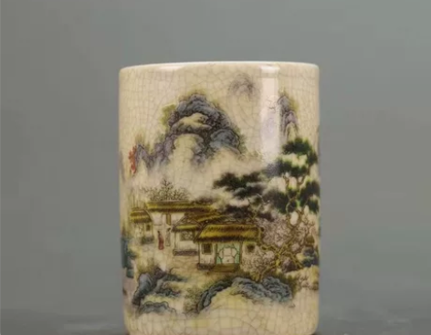 外地古玩市场淘来的，大清光绪年粉彩山水笔筒...