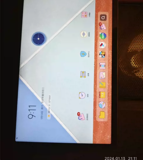 ?联想平板99成新买来没怎么使用，带原装充...