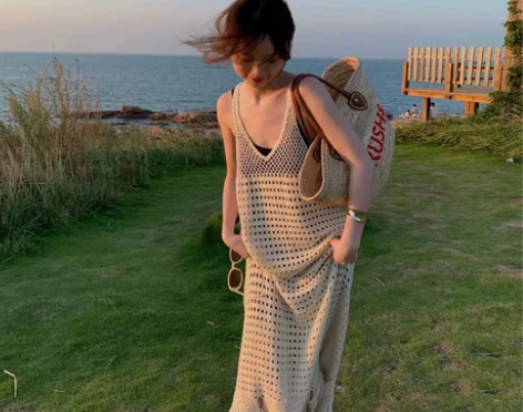 法式复古小众设计感针织镂空吊带连衣裙女夏海...