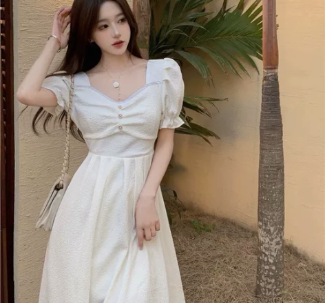 全新泡泡袖韩版大码女装2022新款显瘦遮肚...