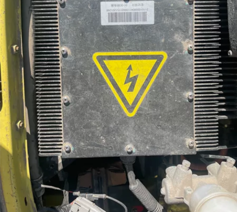 知豆D1拆车件，电机控制器，充电机，电池组...