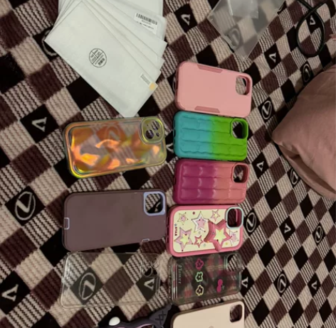 出苹果13钢化膜手机壳，因为换手机了，所以...