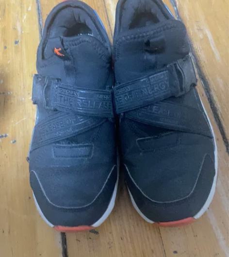 男童运动鞋穿秋款34码，21.5内长新旧如...