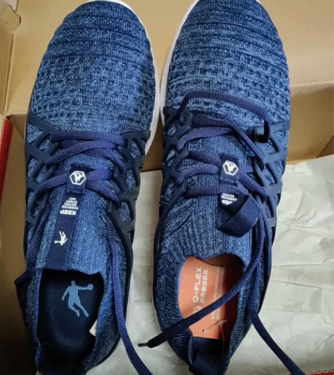 乔丹男鞋 42.5码全新 整理闲置，有需要...