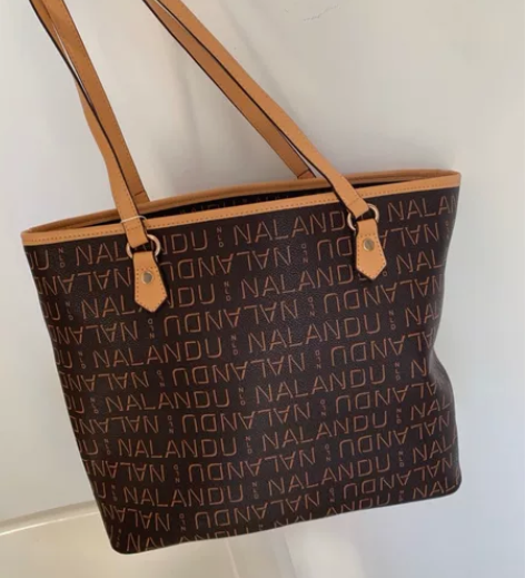 纳兰杜大容量上班通勤秋冬百搭高级感原创定制...