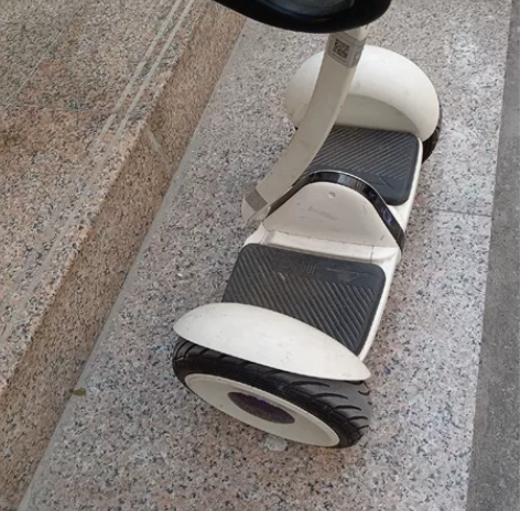 九号迷你平衡车 感兴趣的话点“我想要”和我...