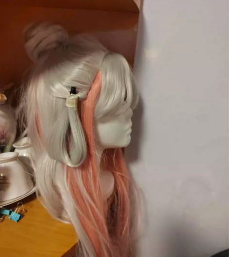 娜可露露前尘镜假发，未使用过，未修，低价出...