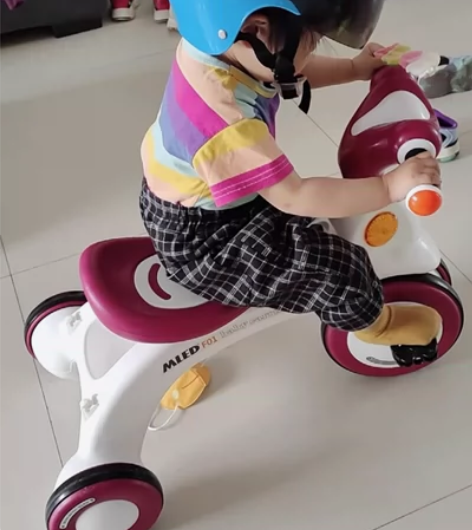 儿童三轮车，轻巧舒适，特别好骑，练习孩子腿...