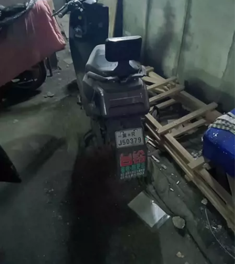 台铃电动车8 成新带电瓶,诚心出售 感兴趣...