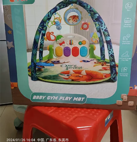 脚踏钢琴新生婴儿健身架段练手力和脚力。解放...