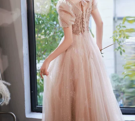 高端晚礼服裙女轻奢小众高级感宴会香槟色年会...