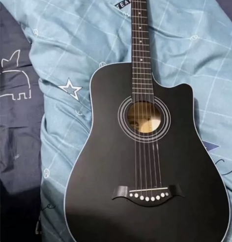 高中毕业了,转让原价1300买的几乎全新吉...