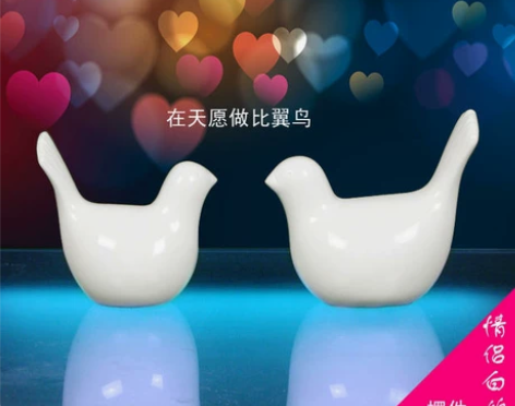 比翼鸟情侣家居摆件装饰品 全新 左款14*9*15CM38元...