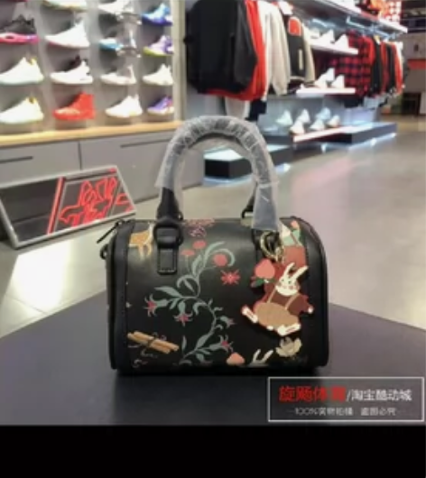 李宁日进斗金满印女子斜挎包，秋天心心念念的...