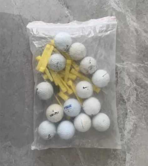 出一兜高尔夫球+送一个高尔夫球袋子 感兴趣...