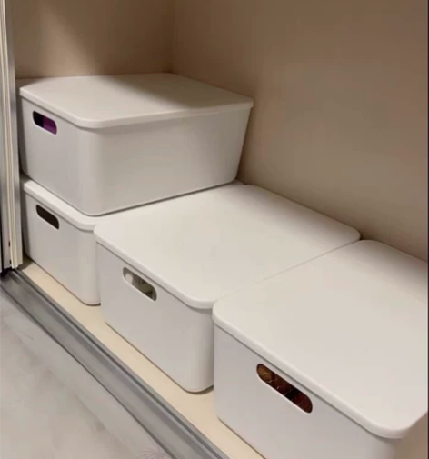 【十元两个】白色收纳盒带盖子日式白色收纳箱...