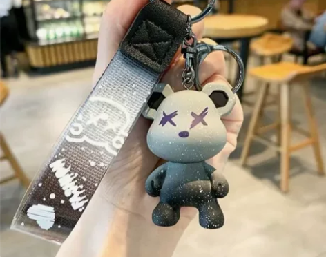 【6.8包邮】全新小熊汽车钥匙扣挂件男女个...