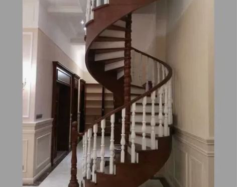 瑞亚思楼梯 本场专业做楼梯 需要的联系 感...