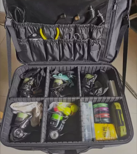 渔具收纳包多功能收纳箱钓鱼用品装备渔具包钓...