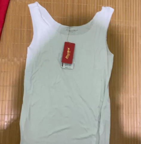 全新带吊牌白色意大莱女士背心L码/165 ...