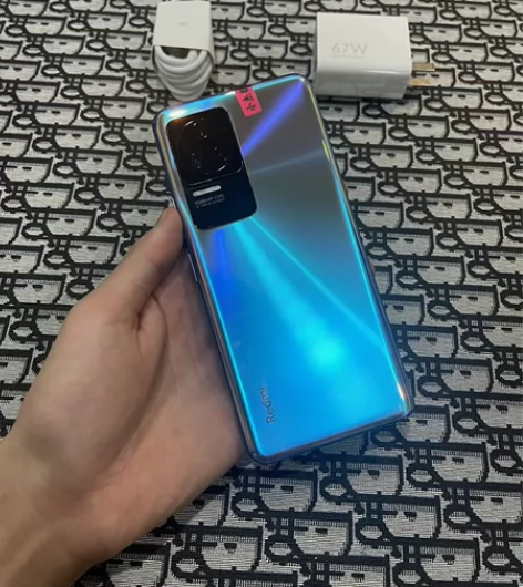 自用 红米k50Pro 幻境色 12+25...