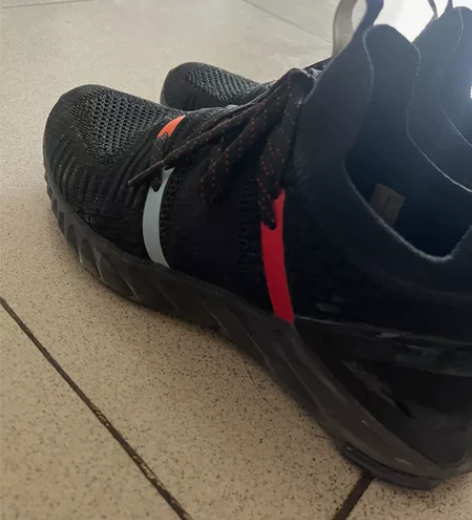 匹克运动鞋 九成新 感兴趣的话点“我想要”...