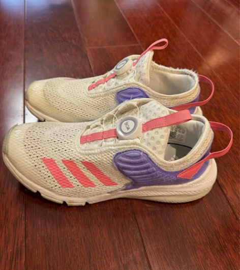 女童大童阿迪达斯adidas运动鞋，38码...