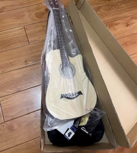 （给钱就卖）原价1239买的未拆封吉他全新...