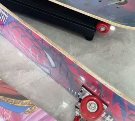 全新成人滑板男孩女孩专业滑板批发初学者 长...