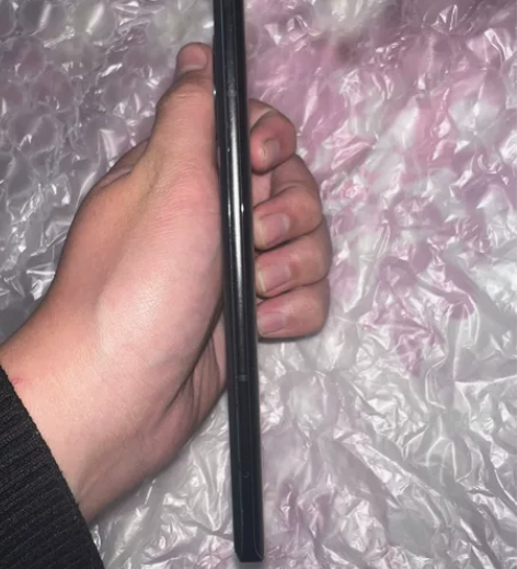 vivox90 12256的 换过原装后盖...