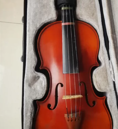 百灵牌1/2小提琴，学生用琴 感兴趣的话点...