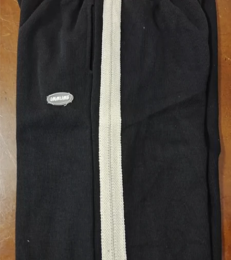 运动裤，春秋款，宽松显瘦直筒阔腿休闲裤，版...