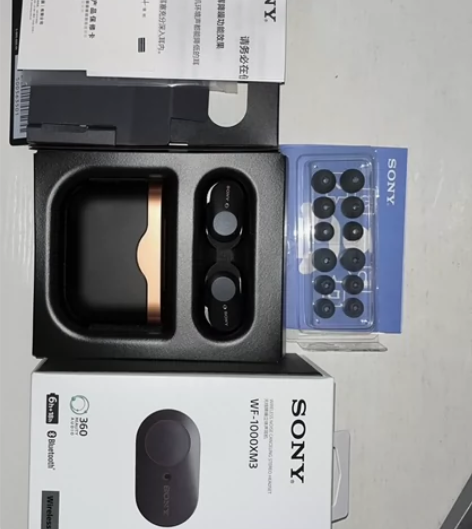 索尼wf-1000xm3降噪耳机，配件齐全...