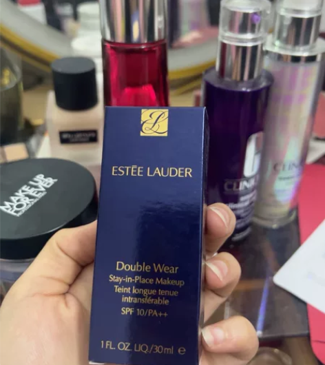 雅诗兰黛粉底液1W1 30ml 领导去韩国...